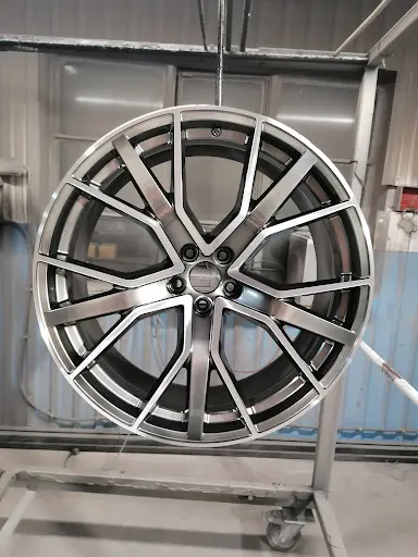 Renowacja Felg Otwock Lakierowanie Proszkowe